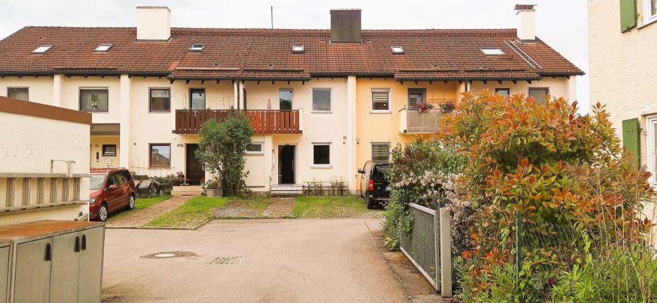 Grosses Zimmer Bad Kueche Wohnzimmer Terasse Garten Zentral Ruhig Landsberg am Lech Eksteriør bilde